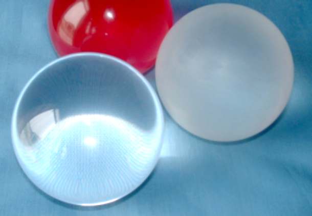 red Acrylic Spheres Plastic Balls 1/2" Diameter 10 Pieces Per Bag 